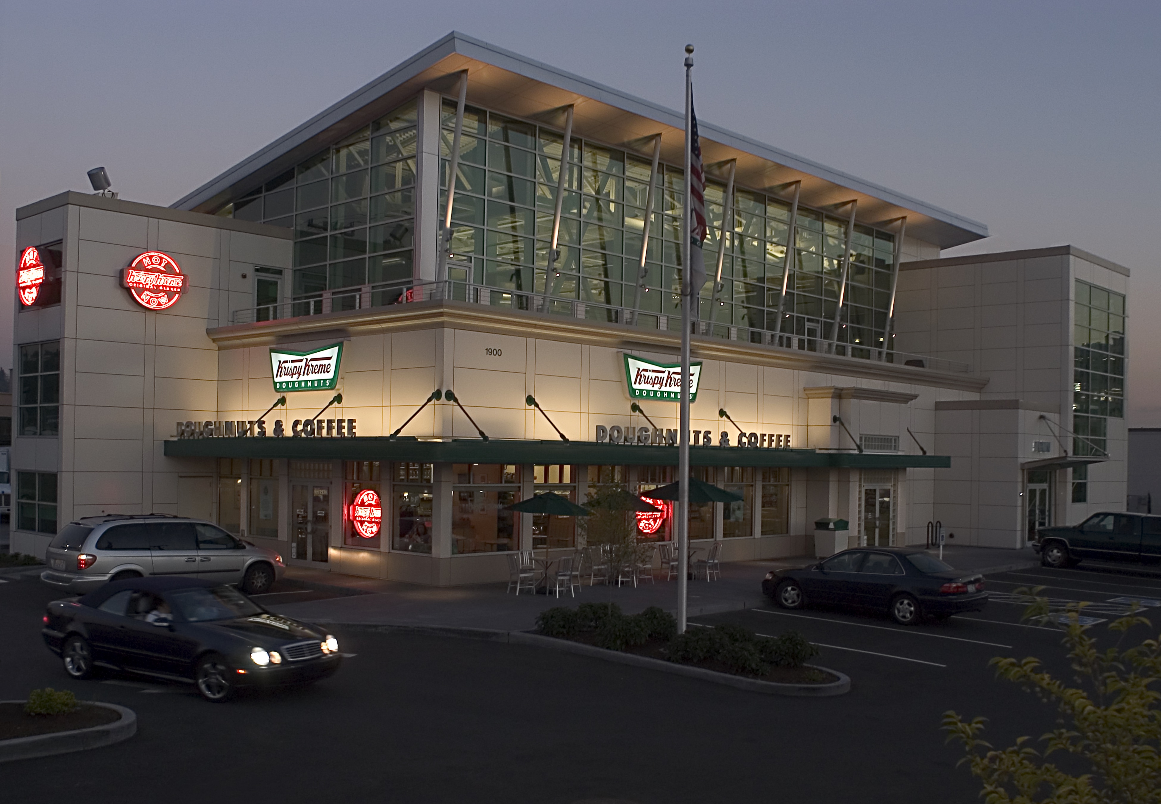 Krispy Kreme Buffalo: Hours, Locations & More! - 8b8fqlz