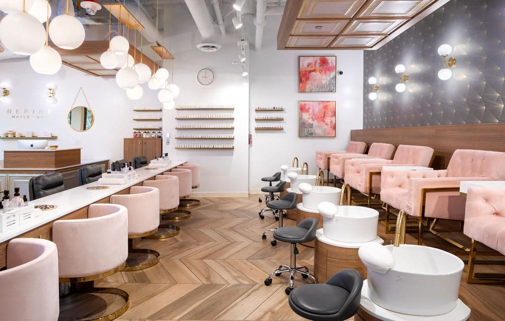 LR Nail Bar | Nail salon in Little Rock AR 72223